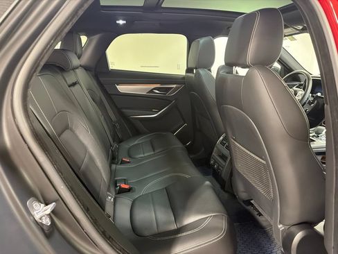 Used 2024 Jaguar F-PACE R-Dynamic S AWD/4WD image 28