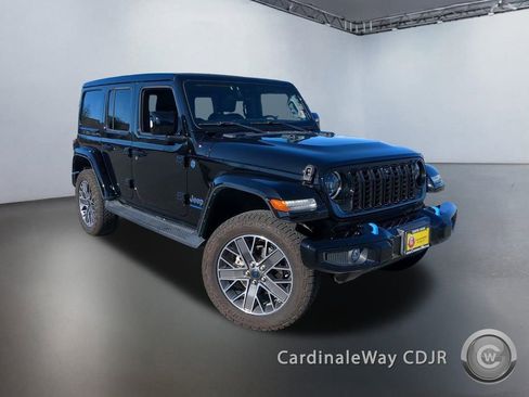 Used 2024 Jeep Wrangler High Altitude image 1