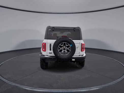 New 2025 Ford Bronco Badlands image 7