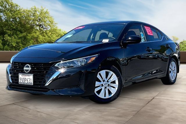 Certified 2025 Nissan Sentra S FWD image 3
