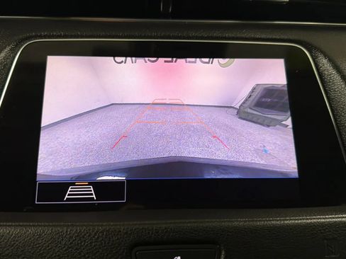 Used 2020 Cadillac XT4 Luxury FWD image 13