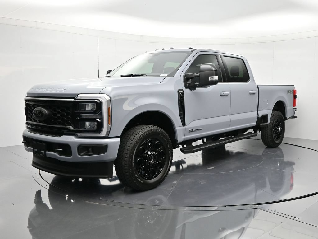 New 2026 Ford F250 Lariat w/ Black Appearance Package AWD/4WD image 1