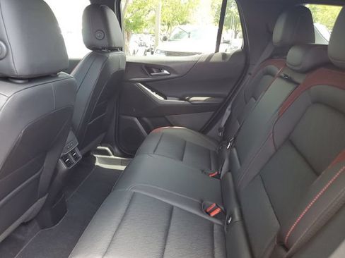 Used 2025 Chevrolet Equinox RS w/ Convenience Package III FWD image 10