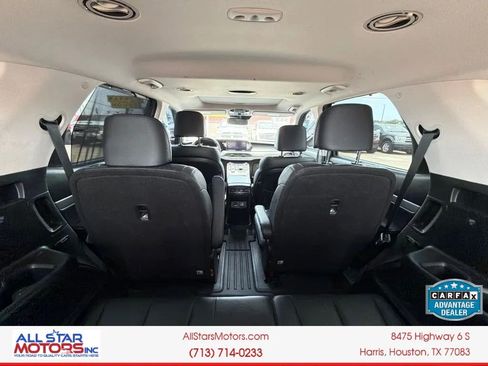 Used 2021 Hyundai Palisade SEL w/ Premium Package FWD image 16