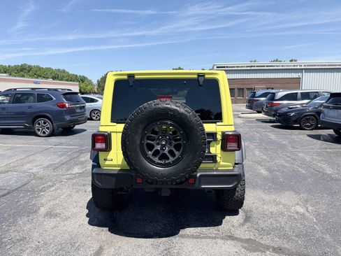 Used 2023 Jeep Wrangler Unlimited Sport AWD/4WD image 7