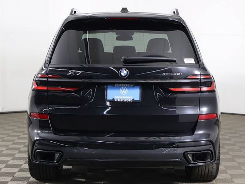 Used 2024 BMW X7 xDrive40i w/ Executive Package AWD/4WD image 17