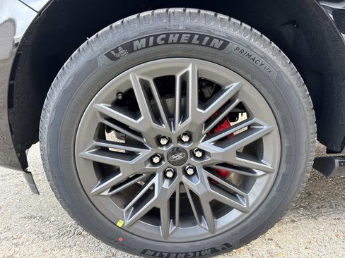 New 2025 Ford Expedition Platinum w/ Stealth Performance Package AWD/4WD image 10