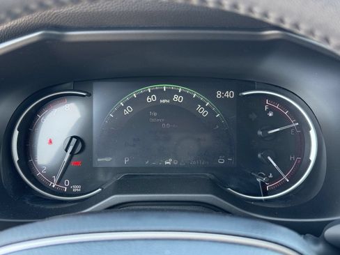 Used 2023 Toyota RAV4 XLE Premium FWD image 32