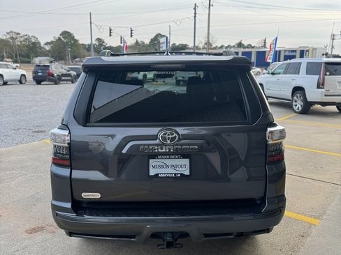 Used 2023 Toyota 4Runner TRD Sport w/ Technology Package AWD/4WD image 5