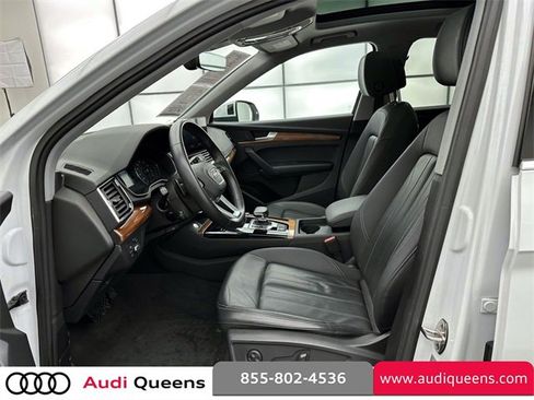 Certified 2023 Audi Q5 2.0T Premium w/ Convenience Package image 12