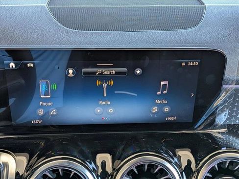 New 2026 Mercedes-Benz GLB 250 image 11