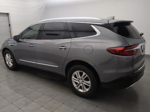 Used 2019 Buick Enclave Essence FWD image 3