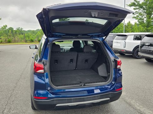 Used 2023 Chevrolet Equinox LT AWD/4WD image 18