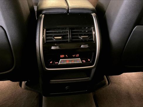 Used 2022 BMW X5 xDrive40i w/ Premium Package image 33