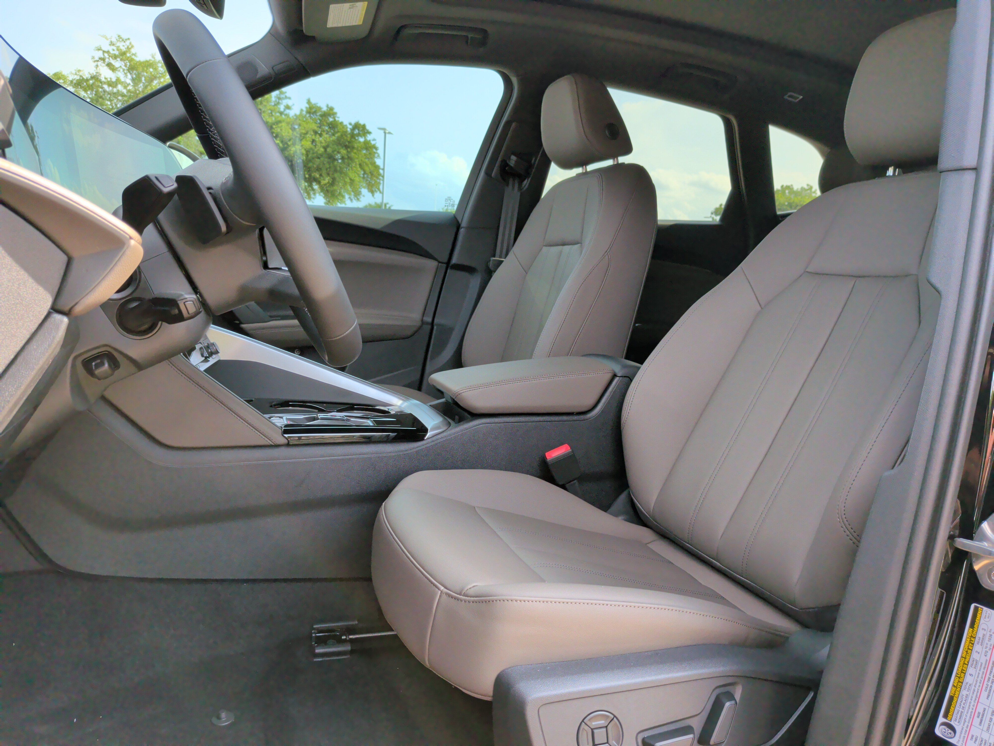 Used 2026 Audi Q5 Premium w/ Premium Plus AWD/4WD image 15