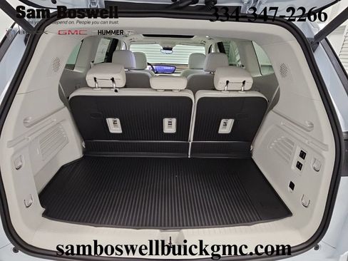 New 2026 Buick Enclave Avenir w/ Super Cruise Package FWD image 36