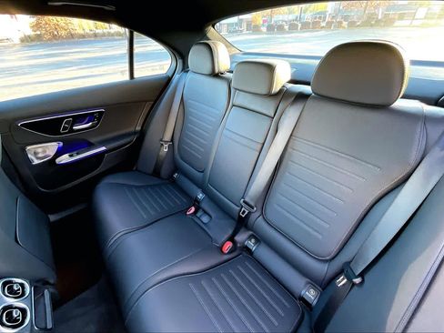 Used 2025 Mercedes-Benz C 300 Sedan image 21