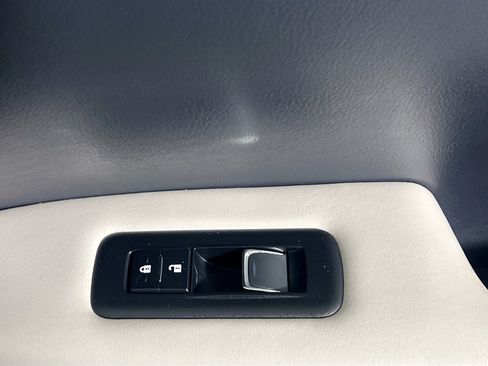 Used 2021 Lexus RX 350 FWD w/ Accessory Package image 31
