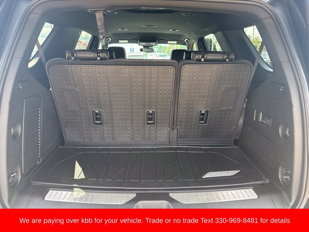 Used 2025 Chevrolet Tahoe Premier AWD/4WD image 47