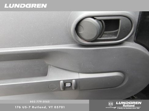 Used 2007 Jeep Wrangler Unlimited Sahara w/ Dual Top Group image 13