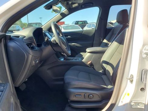 Certified 2022 Chevrolet Equinox RS w/ LPO, Floor Liner Package FWD image 21