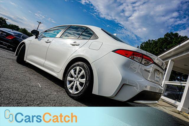 Used 2020 Toyota Corolla LE FWD image 4
