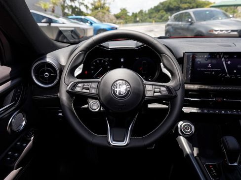 New 2026 Alfa Romeo Tonale w/ Active Assist Package AWD/4WD image 9