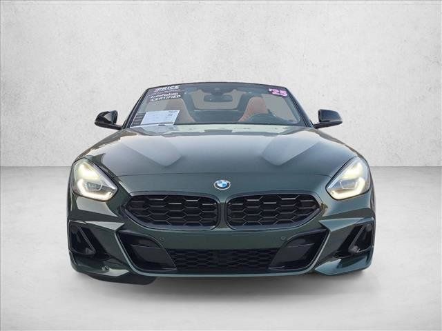 Used 2025 BMW Z4 M40i w/ Edition RWD image 2