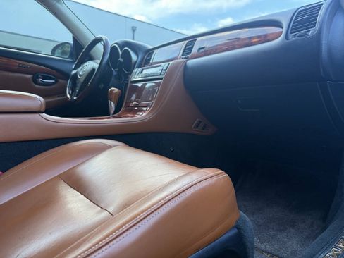Used 2005 Lexus SC 430 Convertible RWD image 21