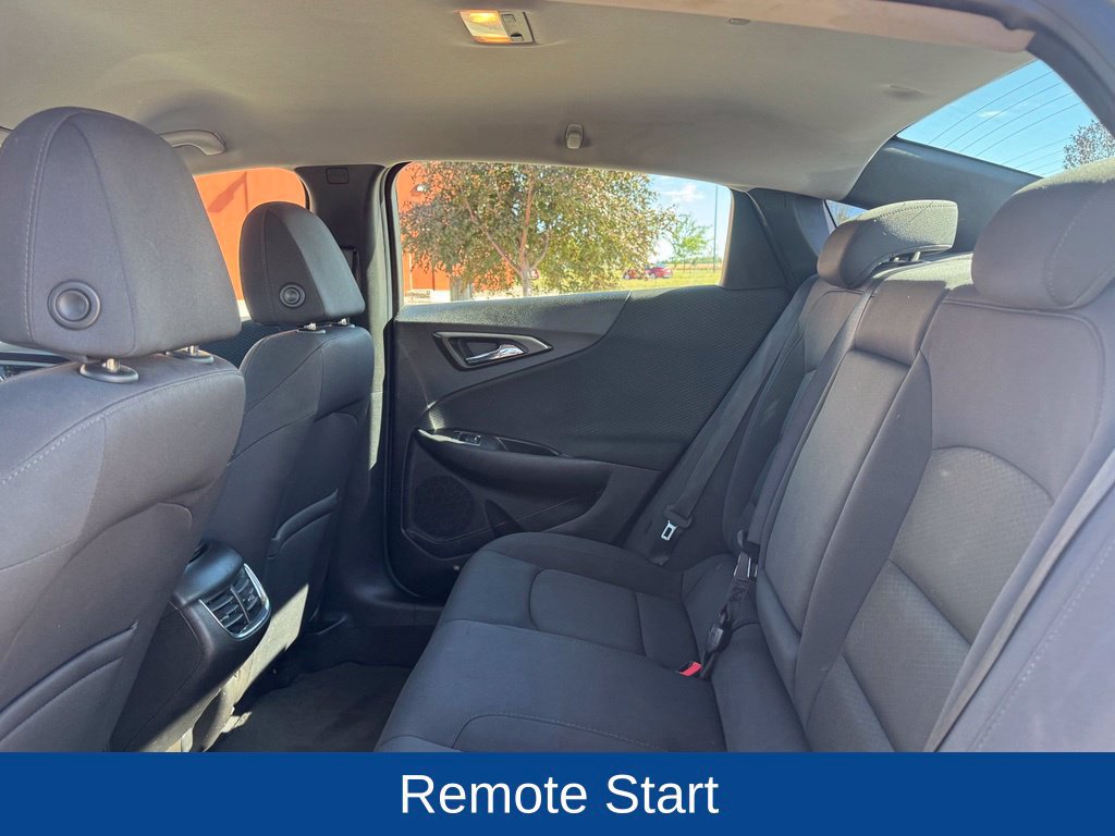 Used 2016 Chevrolet Malibu LT FWD image 33