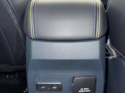 New 2026 Ford Maverick Lobo AWD/4WD image 32