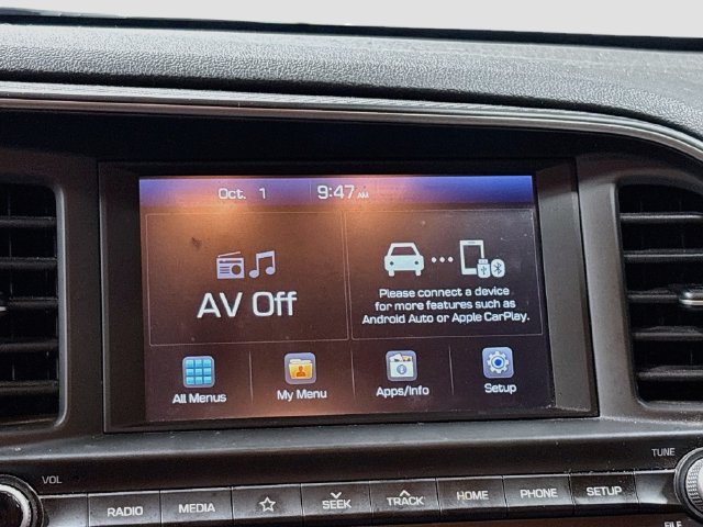 Used 2020 Hyundai Elantra SEL FWD image 15