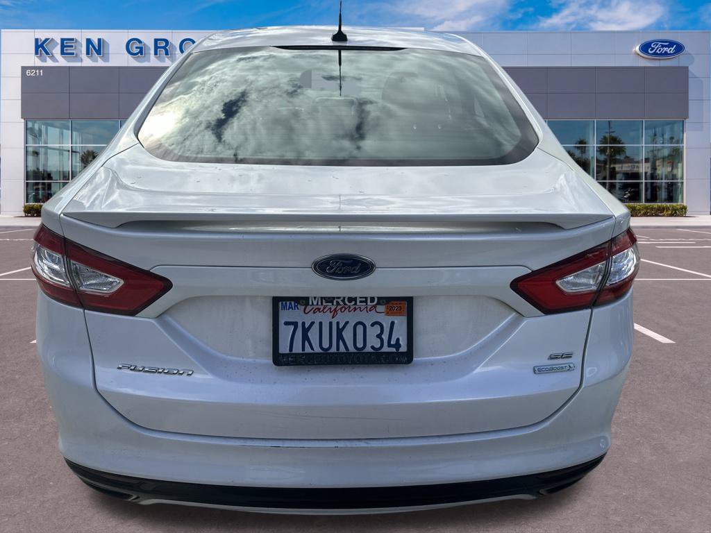 Used 2015 Ford Fusion SE w/ Equipment Group 201A FWD image 7