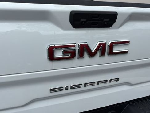 Used 2026 GMC Sierra 1500 SLT AWD/4WD image 37