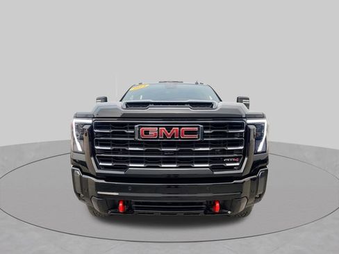 Used 2024 GMC Sierra 2500 AT4 w/ AT4 Premium Plus Package AWD/4WD image 3