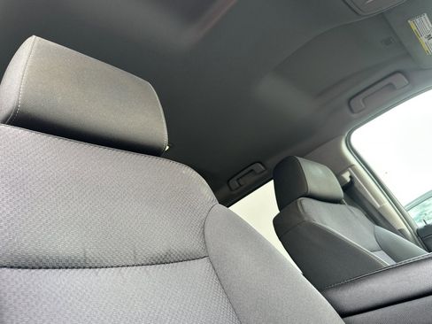 Used 2018 Chevrolet Silverado 1500 LT w/ LT Eassist Package image 19