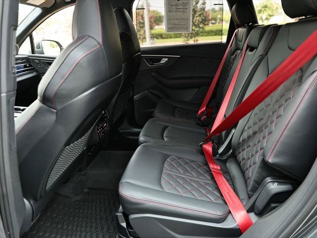 Certified 2026 Audi Q7 3.0T Prestige AWD/4WD image 26