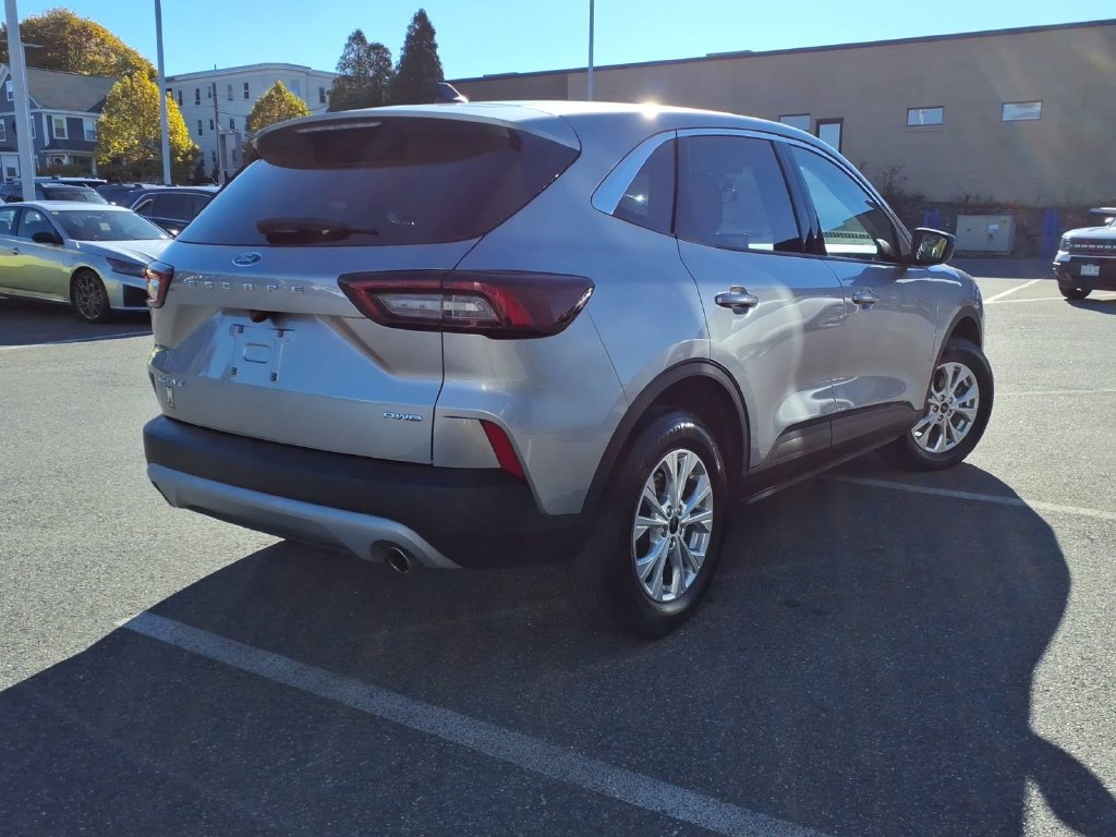 Used 2024 Ford Escape Active AWD/4WD image 5