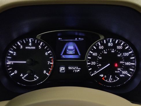 Used 2015 Nissan Pathfinder SL FWD image 23