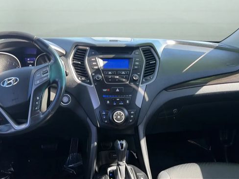 Used 2013 Hyundai Santa Fe Sport 2.0T FWD image 9
