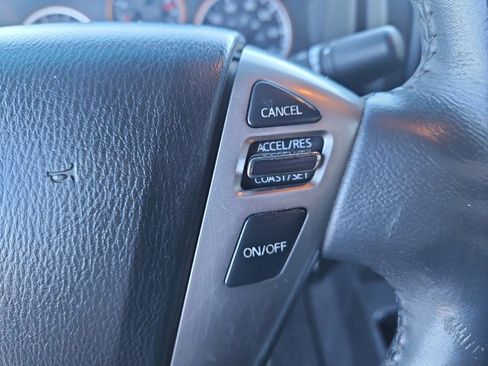 Used 2014 Nissan Titan SV w/ SV Value Truck Package image 16