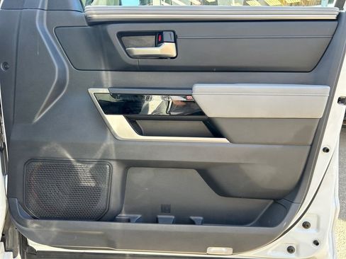 Used 2024 Toyota Tundra Limited image 25