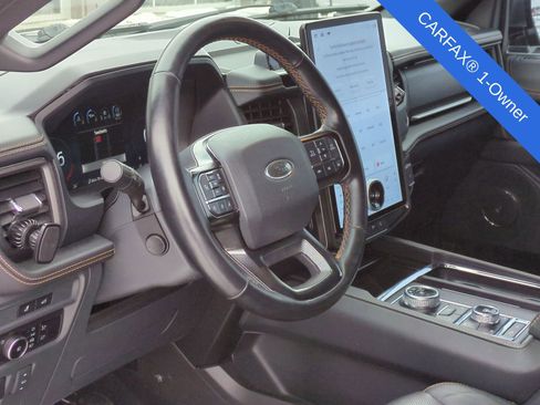 Certified 2023 Ford Expedition Max Platinum image 2