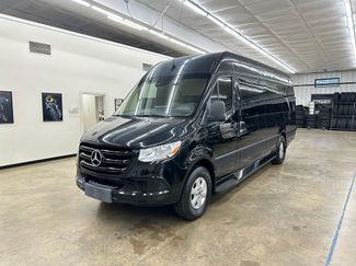Used 2019 Mercedes-Benz Sprinter 3500 video 2