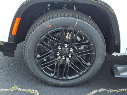 New 2026 Jeep Grand Wagoneer Limited AWD/4WD image 22