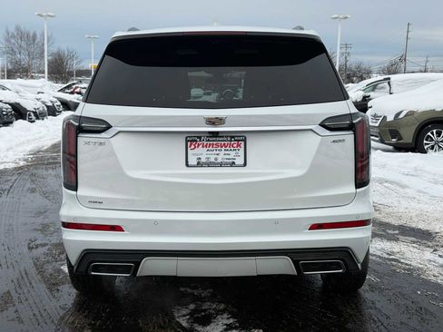 Used 2024 Cadillac XT6 Sport image 5