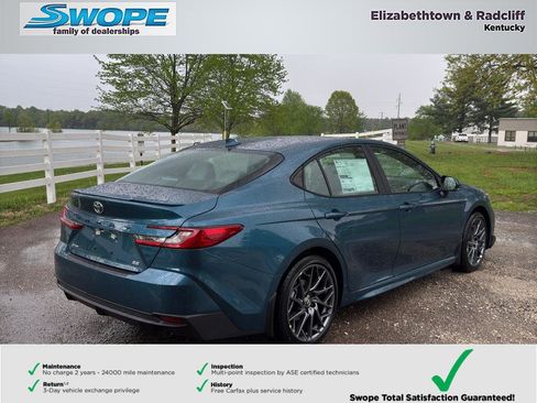 New 2026 Toyota Camry SE FWD image 5