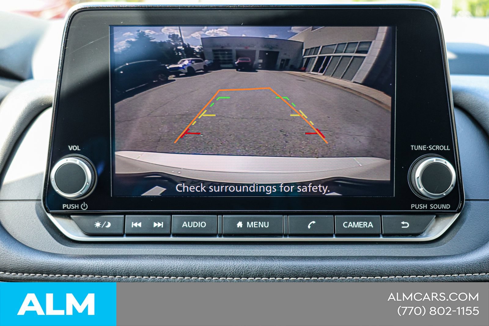 Used 2025 Nissan Rogue SV FWD image 28