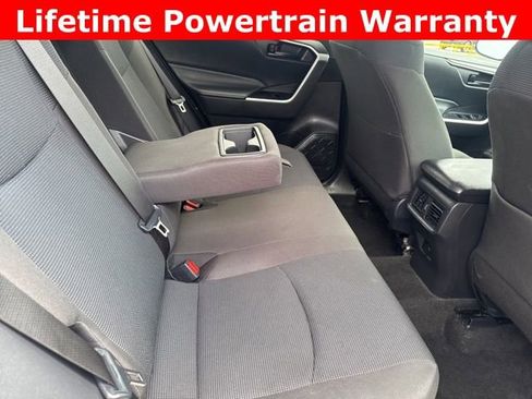 Used 2024 Toyota RAV4 LE image 18