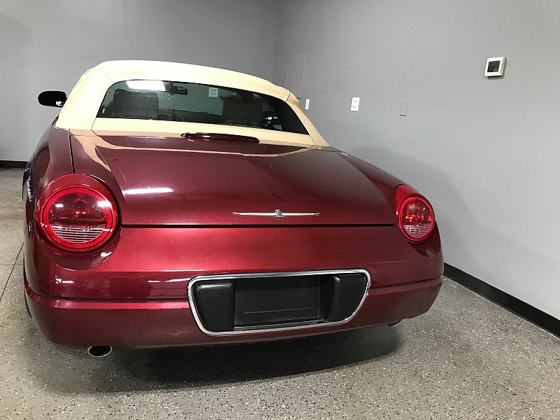 Used 2004 Ford Thunderbird RWD image 11